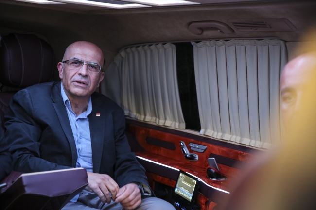 Enis Berberoğlu'nun cezası onandı, infazı durduruldu